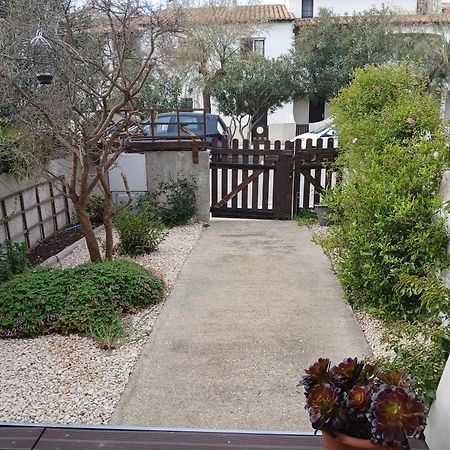 Jolie Appartement Refait A Neuf Saintes-Maries-de-la-Mer Exteriér fotografie